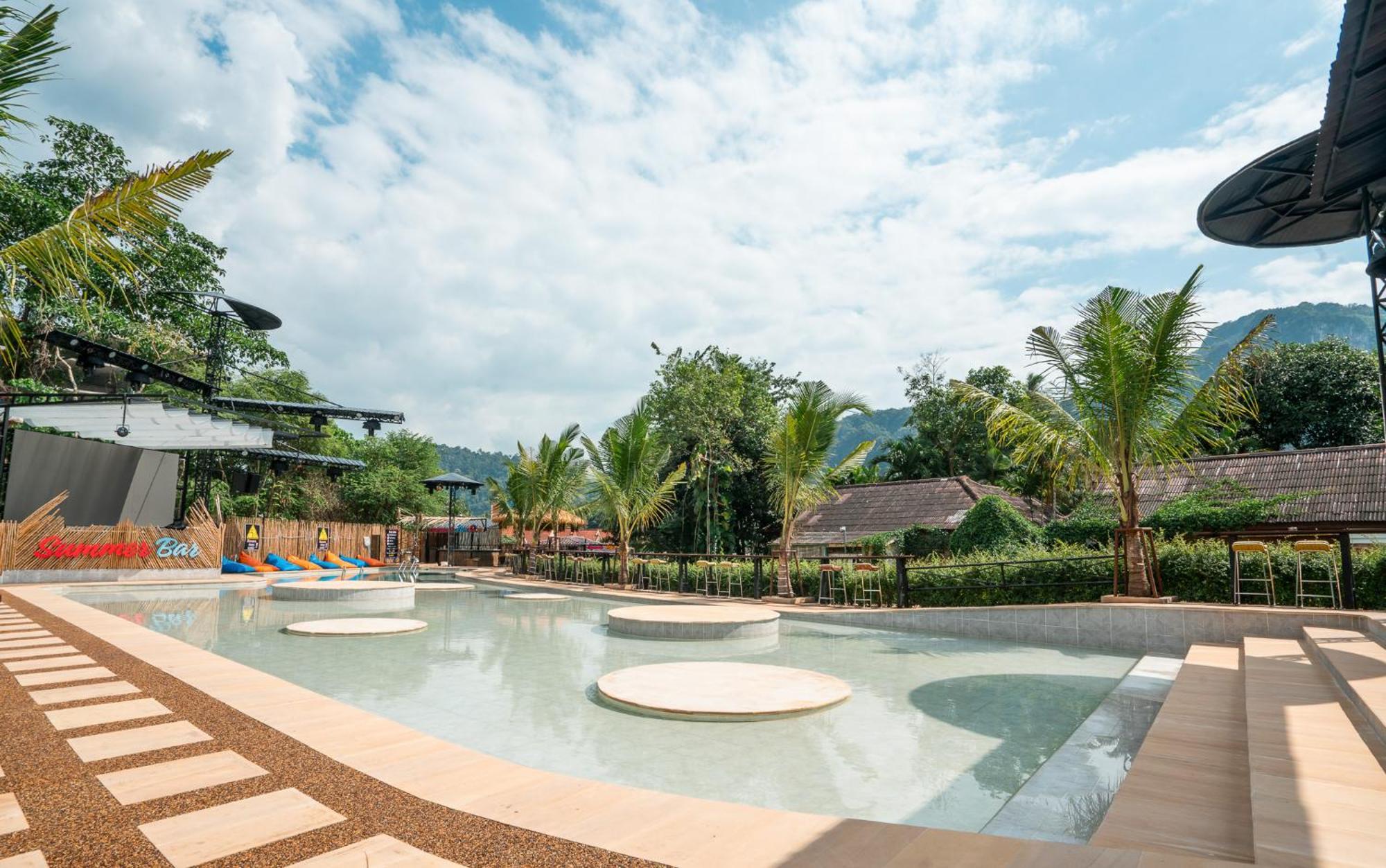 Summer Club And Hostel Ao Nang Kültér fotó