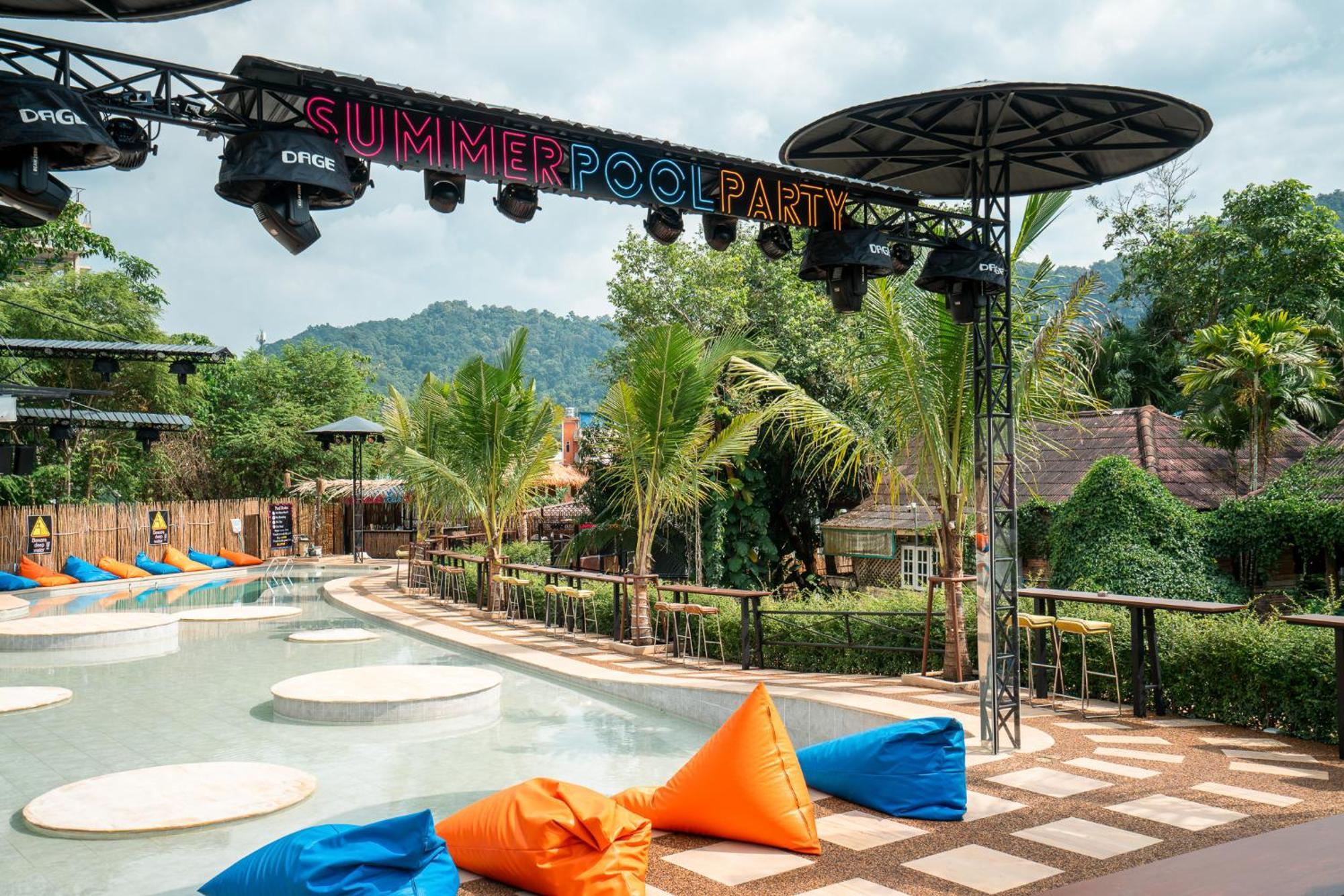 Summer Club And Hostel Ao Nang Kültér fotó