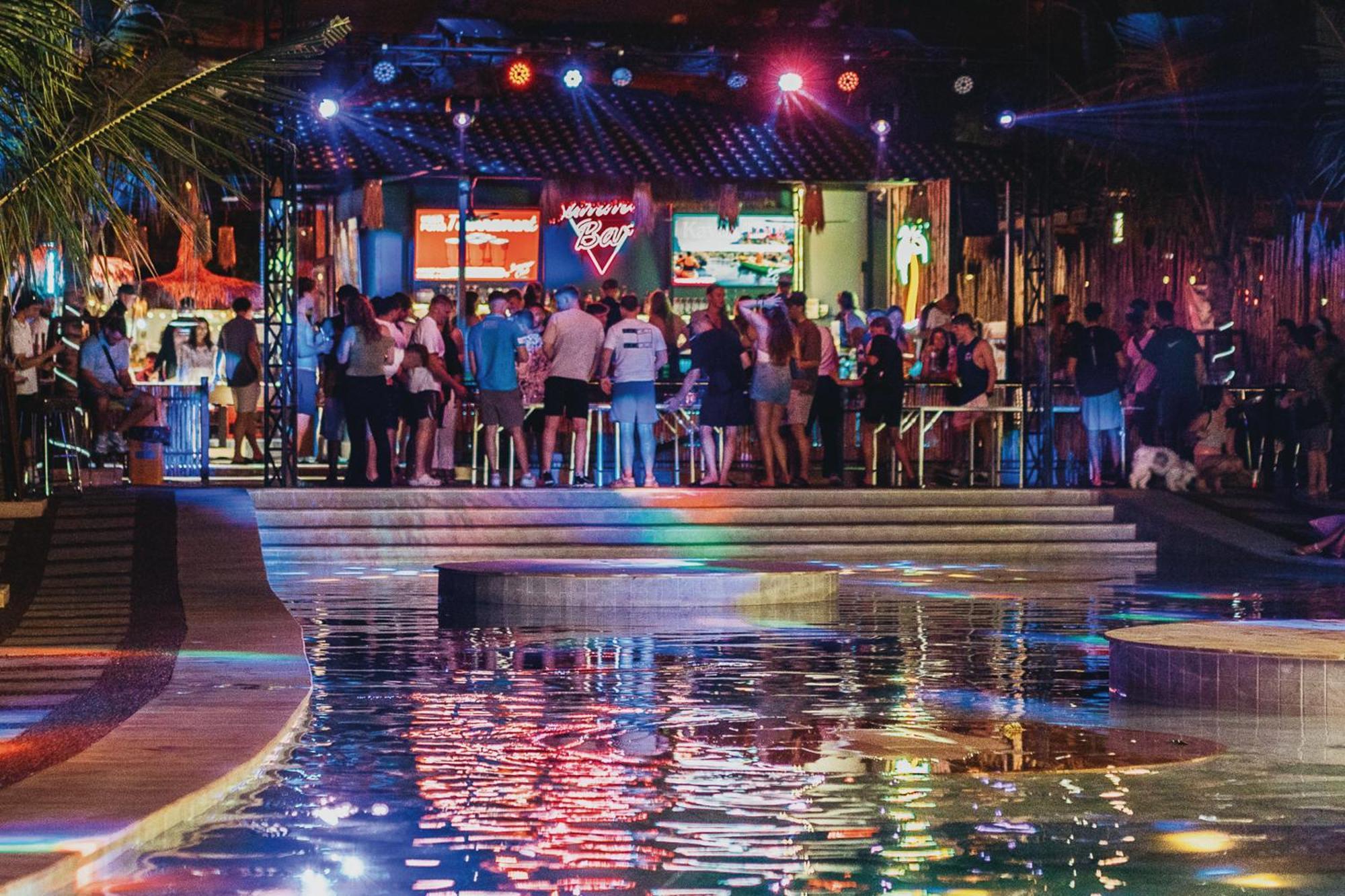 Summer Club And Hostel Ao Nang Kültér fotó